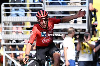 2024-06-30 - VAUQUELIN Kevin (team Arkea) celebrating his victory of the second stage of the Tour de France 2024 in Bologna (italy) - STAGE 2 - FINISH - TOUR DE FRANCE - CYCLING