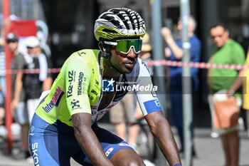 2024-06-30 - BINIAM GIRMAY (TEAM VISMA | LEASE A BIKE) during the second stage of tour de france in Bologna - STAGE 2 - FINISH - TOUR DE FRANCE - CYCLING