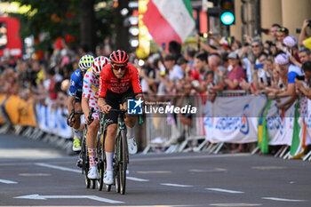 2024-06-30 - VAUQUELIN Kevin (team Arkea) in action during the second stage of the Tour de France 2024 in Bologna (italy) - STAGE 2 - FINISH - TOUR DE FRANCE - CYCLING