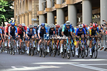 2024-06-30 - The group of the top riders in action during the second stage of the tour de france 2024 in Bologna - STAGE 2 - FINISH - TOUR DE FRANCE - CYCLING