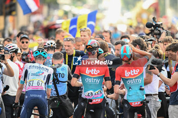 2024-06-30 - Riders after the second stage of the tour de france 2024 in Bologna - STAGE 2 - FINISH - TOUR DE FRANCE - CYCLING