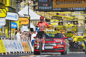 Stage 2 - Finish - TOUR DE FRANCE - CYCLING