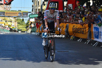 2024-06-30 - Tadej Pogacar (UAE TEAM EMIRATES) at finish line Stage 2 - STAGE 2 - FINISH - TOUR DE FRANCE - CYCLING