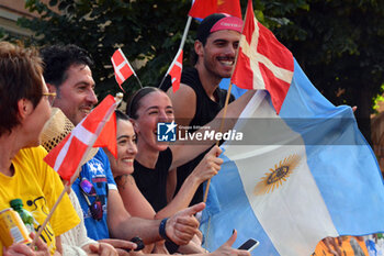 2024-06-30 - Fans at finish line Stage 2 - STAGE 2 - FINISH - TOUR DE FRANCE - CYCLING