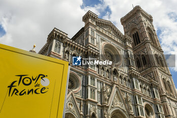 2024-06-27 - Grand Depart Florence Emilie-Romagne 2024 Piazza Duomo - TEAM PRESENTATION - TOUR DE FRANCE - CYCLING