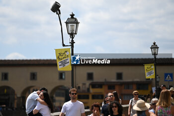 2024-06-27 - Tour de France 2024 Grand Depart Florence - TEAM PRESENTATION - TOUR DE FRANCE - CYCLING