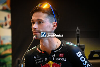 2024-06-27 - Primoz Roglic (BORA-Hansgrohe-Red Bull) portrait during press conference before Tour de France 2024 Grand Depart Florence Emilie_Romagne - TEAM PRESENTATION - TOUR DE FRANCE - CYCLING