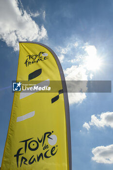 2024-06-27 - Tour de France 2024 Grand Depart Florence - TEAM PRESENTATION - TOUR DE FRANCE - CYCLING