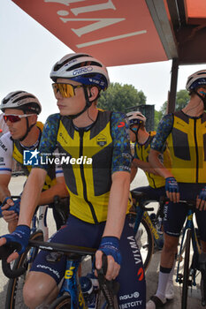 2024-06-29 - Jonas Vingegaard (VISMA | LEASE A BIKE) at the Start Stage 1 - STAGE 1 - START - TOUR DE FRANCE - CYCLING