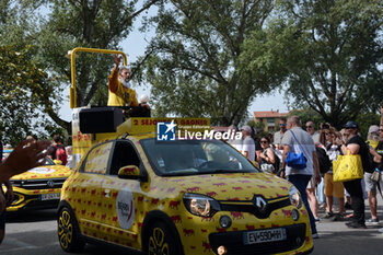 2024-06-29 - Caravane Tour de France 2024 at the Start Stage 1 - STAGE 1 - START - TOUR DE FRANCE - CYCLING