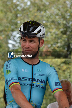 2024-06-29 - Mark Cavendish (ASTANA) at the Starti Stage 1 - STAGE 1 - START - TOUR DE FRANCE - CYCLING