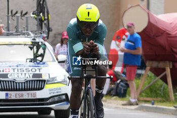 2024-07-05 - Biniam Girmay of Intermarché-Wanty during the Tour de France 2024, Stage 7, Individual Time Trial, Nuits-Saint-Georges - Gevrey-Chambertin (25,3 Km) on 5 July 2024 in Gevrey-Chambertin, France - CYCLING - TOUR DE FRANCE 2024 - STAGE 7 - TOUR DE FRANCE - CYCLING