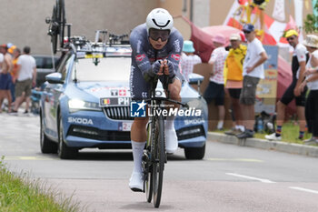 2024-07-05 - Jasper Philipsen of Alpecin-Deceuninck during the Tour de France 2024, Stage 7, Individual Time Trial, Nuits-Saint-Georges - Gevrey-Chambertin (25,3 Km) on 5 July 2024 in Gevrey-Chambertin, France - CYCLING - TOUR DE FRANCE 2024 - STAGE 7 - TOUR DE FRANCE - CYCLING