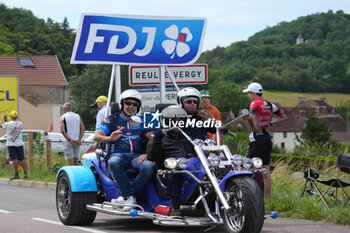 2024-07-05 - Advertising caravan, Caravane publicitaire, FDJ during the Tour de France 2024, Stage 7, Individual Time Trial, Nuits-Saint-Georges - Gevrey-Chambertin (25,3 Km) on 5 July 2024 in Gevrey-Chambertin, France - CYCLING - TOUR DE FRANCE 2024 - STAGE 7 - TOUR DE FRANCE - CYCLING