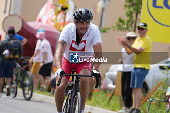 2024-07-05 - Richard Virenque, cyclist in support of Mécénat Chirurgie cardiaque during the Tour de France 2024, Stage 7, Individual Time Trial, Nuits-Saint-Georges - Gevrey-Chambertin (25,3 Km) on 5 July 2024 in Gevrey-Chambertin, France - CYCLING - TOUR DE FRANCE 2024 - STAGE 7 - TOUR DE FRANCE - CYCLING