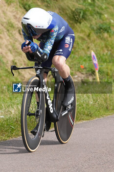 2024-07-05 - Jonas Vingegaard of Visma | Lease a Bike during the Tour de France 2024, Stage 7, Individual Time Trial, Nuits-Saint-Georges - Gevrey-Chambertin (25,3 Km) on 5 July 2024 in Gevrey-Chambertin, France - CYCLING - TOUR DE FRANCE 2024 - STAGE 7 - TOUR DE FRANCE - CYCLING