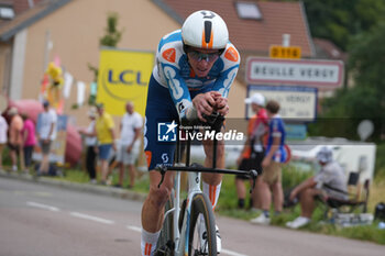 2024-07-05 - Romain Bardet of dsm-firmenich PostNL during the Tour de France 2024, Stage 7, Individual Time Trial, Nuits-Saint-Georges - Gevrey-Chambertin (25,3 Km) on 5 July 2024 in Gevrey-Chambertin, France - CYCLING - TOUR DE FRANCE 2024 - STAGE 7 - TOUR DE FRANCE - CYCLING