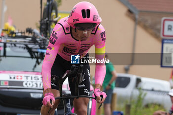 2024-07-05 - Rui Costa of EF Education-EasyPost during the Tour de France 2024, Stage 7, Individual Time Trial, Nuits-Saint-Georges - Gevrey-Chambertin (25,3 Km) on 5 July 2024 in Gevrey-Chambertin, France - CYCLING - TOUR DE FRANCE 2024 - STAGE 7 - TOUR DE FRANCE - CYCLING