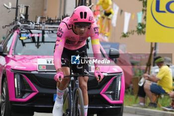 2024-07-05 - Rui Costa of EF Education-EasyPost during the Tour de France 2024, Stage 7, Individual Time Trial, Nuits-Saint-Georges - Gevrey-Chambertin (25,3 Km) on 5 July 2024 in Gevrey-Chambertin, France - CYCLING - TOUR DE FRANCE 2024 - STAGE 7 - TOUR DE FRANCE - CYCLING