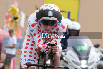 2024-07-05 - Jonas Abrahamsen of Uno-X Mobility during the Tour de France 2024, Stage 7, Individual Time Trial, Nuits-Saint-Georges - Gevrey-Chambertin (25,3 Km) on 5 July 2024 in Gevrey-Chambertin, France - CYCLING - TOUR DE FRANCE 2024 - STAGE 7 - TOUR DE FRANCE - CYCLING