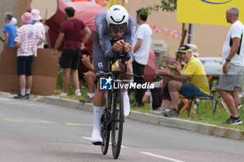 2024-07-05 - Axel Laurance of Alpecin-Deceuninck during the Tour de France 2024, Stage 7, Individual Time Trial, Nuits-Saint-Georges - Gevrey-Chambertin (25,3 Km) on 5 July 2024 in Gevrey-Chambertin, France - CYCLING - TOUR DE FRANCE 2024 - STAGE 7 - TOUR DE FRANCE - CYCLING