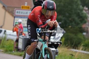 2024-07-05 - Kévin Vauquelin of Arkéa - B&B Hotels during the Tour de France 2024, Stage 7, Individual Time Trial, Nuits-Saint-Georges - Gevrey-Chambertin (25,3 Km) on 5 July 2024 in Gevrey-Chambertin, France - CYCLING - TOUR DE FRANCE 2024 - STAGE 7 - TOUR DE FRANCE - CYCLING