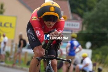 2024-07-05 - Magnus Cort Nielsen of Uno-X Mobility during the Tour de France 2024, Stage 7, Individual Time Trial, Nuits-Saint-Georges - Gevrey-Chambertin (25,3 Km) on 5 July 2024 in Gevrey-Chambertin, France - CYCLING - TOUR DE FRANCE 2024 - STAGE 7 - TOUR DE FRANCE - CYCLING