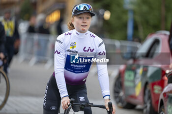 2024-08-18 - PIETERSE Puck during the Tour de France Femmes avec Zwift 2024, Stage 8 cycling race, Le Grand-Bornand - Alpe d'Huez (149,9 Km) on August 18, 2024 in Alpe d'Huez, France - CYCLING - WOMEN'S TOUR DE FRANCE 2024 - STAGE 8 - TOUR DE FRANCE - CYCLING