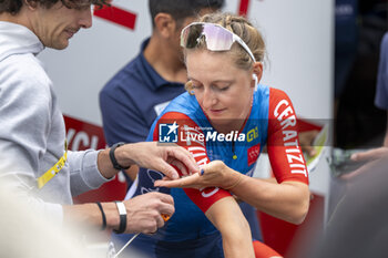 2024-08-18 - KERBAOL Cedrine during the Tour de France Femmes avec Zwift 2024, Stage 8 cycling race, Le Grand-Bornand - Alpe d'Huez (149,9 Km) on August 18, 2024 in Alpe d'Huez, France - CYCLING - WOMEN'S TOUR DE FRANCE 2024 - STAGE 8 - TOUR DE FRANCE - CYCLING