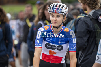 2024-08-18 - LABOUS Juliette during the Tour de France Femmes avec Zwift 2024, Stage 8 cycling race, Le Grand-Bornand - Alpe d'Huez (149,9 Km) on August 18, 2024 in Alpe d'Huez, France - CYCLING - WOMEN'S TOUR DE FRANCE 2024 - STAGE 8 - TOUR DE FRANCE - CYCLING