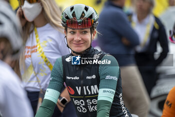 2024-08-18 - VOS Marianne during the Tour de France Femmes avec Zwift 2024, Stage 8 cycling race, Le Grand-Bornand - Alpe d'Huez (149,9 Km) on August 18, 2024 in Alpe d'Huez, France - CYCLING - WOMEN'S TOUR DE FRANCE 2024 - STAGE 8 - TOUR DE FRANCE - CYCLING