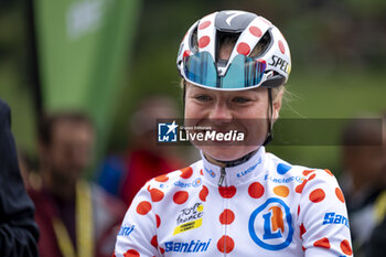 2024-08-18 - GHEKIERE Justine during the Tour de France Femmes avec Zwift 2024, Stage 8 cycling race, Le Grand-Bornand - Alpe d'Huez (149,9 Km) on August 18, 2024 in Alpe d'Huez, France - CYCLING - WOMEN'S TOUR DE FRANCE 2024 - STAGE 8 - TOUR DE FRANCE - CYCLING