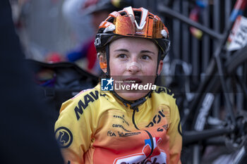 2024-08-18 - BUNEL Marion during the Tour de France Femmes avec Zwift 2024, Stage 8 cycling race, Le Grand-Bornand - Alpe d'Huez (149,9 Km) on August 18, 2024 in Alpe d'Huez, France - CYCLING - WOMEN'S TOUR DE FRANCE 2024 - STAGE 8 - TOUR DE FRANCE - CYCLING