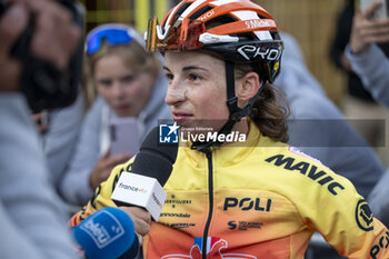 2024-08-18 - BUNEL Marion during the Tour de France Femmes avec Zwift 2024, Stage 8 cycling race, Le Grand-Bornand - Alpe d'Huez (149,9 Km) on August 18, 2024 in Alpe d'Huez, France - CYCLING - WOMEN'S TOUR DE FRANCE 2024 - STAGE 8 - TOUR DE FRANCE - CYCLING