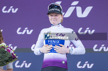 2024-08-18 - PIETERSE Puck during the Tour de France Femmes avec Zwift 2024, Stage 8 cycling race, Le Grand-Bornand - Alpe d'Huez (149,9 Km) on August 18, 2024 in Alpe d'Huez, France - CYCLING - WOMEN'S TOUR DE FRANCE 2024 - STAGE 8 - TOUR DE FRANCE - CYCLING