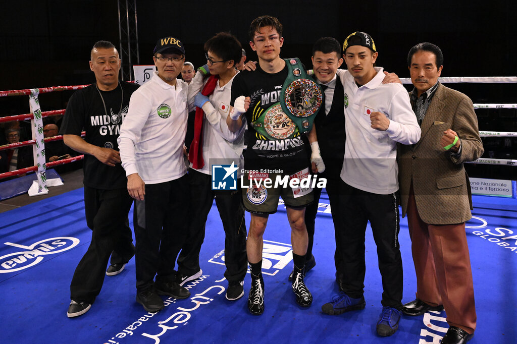 World Silver WBC SuperFeather - Magnesi vs Rikiishi - BOXING - CONTACT