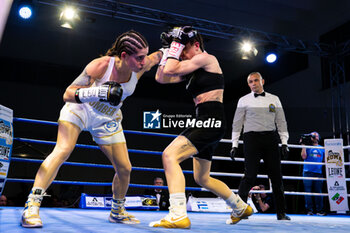 2024-05-17 - Silvia Bignami and Giorgia scolastri during the boxing match valid for the women's European flyweight title - BOXING_EBU FLYWEIGHT MATCH_SILVIA BIGNAMI VS GIORGIA SCOLASTRI_20240517 - BOXING - CONTACT