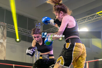 Italian Boxing Italian Women's Flyweight Title - Aurora De Persio vs Giacoma Cordio - BOXING - CONTACT