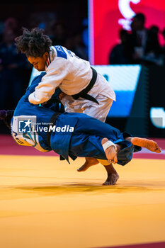 02/02/2024 - Sarah Leonie CYSIQUE (FRA) against Zouleiha Abzetta DABONNE (CIV), Round of 32 Women -57Kg, during the Paris Grand Slam 2024, IJF Judo event on February 2, 2024 at Accor Arena in Paris, France - JUDO - PARIS GRAND SLAM 2024 - JUDO - CONTATTO
