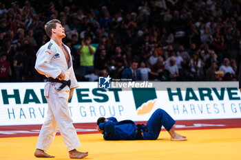 03/02/2024 - Matthias CASSE (BEL) against Zelim TCKAEV (AZE), Final Men -81Kg, during the Paris Grand Slam 2024, IJF Judo event on February 3, 2024 at Accor Arena in Paris, France - JUDO - PARIS GRAND SLAM 2024 - JUDO - CONTATTO