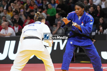 04/02/2024 - Madeleine Malonga of France against Alice Bellandi of Italy, Quarter-Final Women's -78 Kg during the Paris Grand Slam 2024, IJF Judo event on February 4 2024 at Accor Arena in Paris, France - JUDO - PARIS GRAND SLAM 2024 - JUDO - CONTATTO