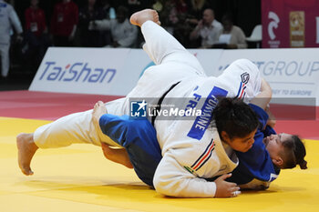2024-02-04 - Léa Fontaine of France against Mao Arai of Japan, Quarter-Final Women's +78 Kg during the Paris Grand Slam 2024, IJF Judo event on February 4 2024 at Accor Arena in Paris, France - JUDO - PARIS GRAND SLAM 2024 - JUDO - CONTACT