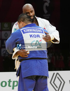 04/02/2024 - Teddy Riner of France Gold medal against Min-Jong Kim of Republic of Korea Silver medal, Final Men's +100 Kg during the Paris Grand Slam 2024, IJF Judo event on February 4 2024 at Accor Arena in Paris, France - JUDO - PARIS GRAND SLAM 2024 - JUDO - CONTATTO
