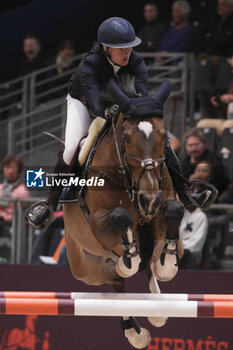 15/03/2024 - Petronella ANDERSSON (SWE) riding CASSINA Z, during the Saut-Hermès, equestrian FEI CSI 5 event on March 15, 2024 at the Grand Palais Éphémère in Paris, France - EQUESTRIAN - THE SAUT HERMES 2024 - INTERNAZIONALI - EQUITAZIONE