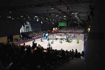 2024-03-15 - Arena overview during the Saut-Hermès, equestrian FEI CSI 5 event on March 15, 2024 at the Grand Palais Éphémère in Paris, France - EQUESTRIAN - THE SAUT HERMES 2024 - INTERNATIONALS - EQUESTRIAN