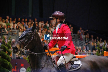 17/03/2024 - Carlos Eduardo MOTA RIBAS (BRA) riding TRIX during the Saut-Hermès, equestrian FEI CSI 5 event on March 17, 2024 at the Grand Palais Éphémère in Paris, France - EQUESTRIAN - THE SAUT HERMES 2024 - INTERNAZIONALI - EQUITAZIONE