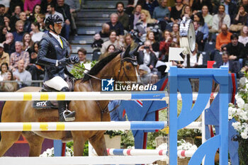 2024-03-17 - Julien ANQUETIN (FRA) riding BLOOD DIAMOND DU PONT wins the Saut-Hermès, equestrian FEI CSI 5 event on March 17, 2024 at the Grand Palais Éphémère in Paris, France - EQUESTRIAN - THE SAUT HERMES 2024 - INTERNATIONALS - EQUESTRIAN