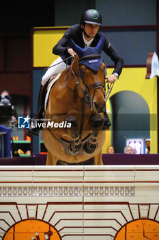 2024-03-17 - Marlon MODOLO ZANOTELLI (BRA) riding HEUREUSE NOUVELLE WH during the Saut-Hermès, equestrian FEI CSI 5 event on March 17, 2024 at the Grand Palais Éphémère in Paris, France - EQUESTRIAN - THE SAUT HERMES 2024 - INTERNATIONALS - EQUESTRIAN