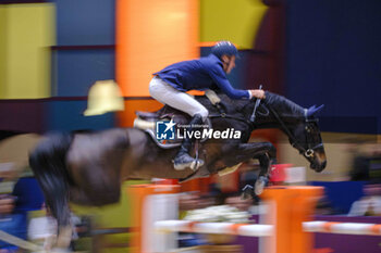 17/03/2024 - Coen WILLIAMS (IRL) riding Conthanja during the Saut-Hermès, equestrian FEI CSI 5 event on March 17, 2024 at the Grand Palais Éphémère in Paris, France - EQUESTRIAN - THE SAUT HERMES 2024 - INTERNAZIONALI - EQUITAZIONE