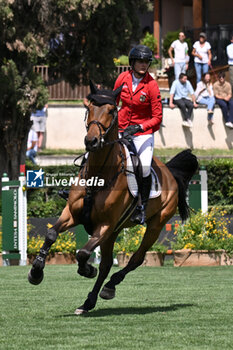 2024-05-24 - Jorne Sprehe (GER) - Sprehe Hot Easy during CSIO5* Nations Cup - 1.60m, NATIONS CUP INTESA SANPAOLO, 24 May 2024 at the Piazza di Siena in Rome, Italy. - PIAZZA DI SIENA - 91° CSIO ROMA 2024 - INTERNATIONALS - EQUESTRIAN